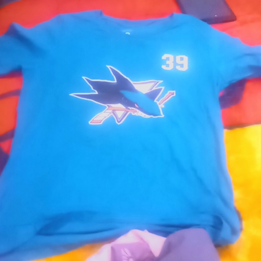 San Jose Sharks tshirt